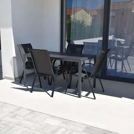 Apartments Rismondi 37E Fazana Exterior photo