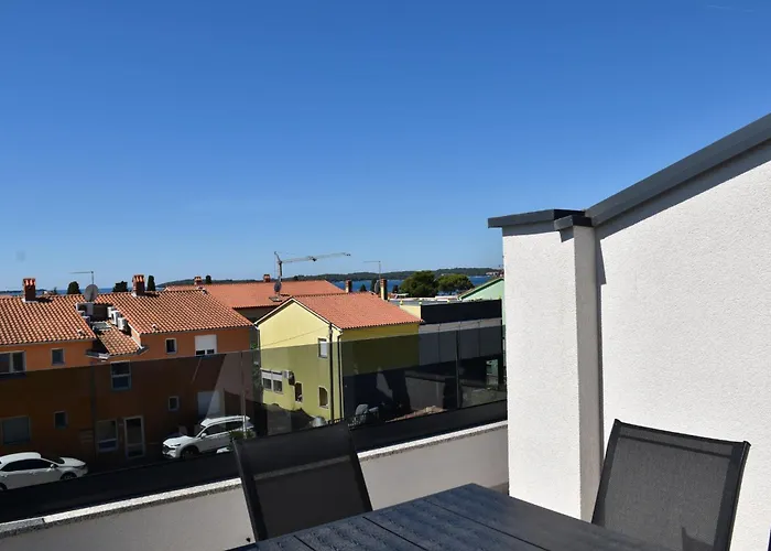 Apartments Rismondi 37E